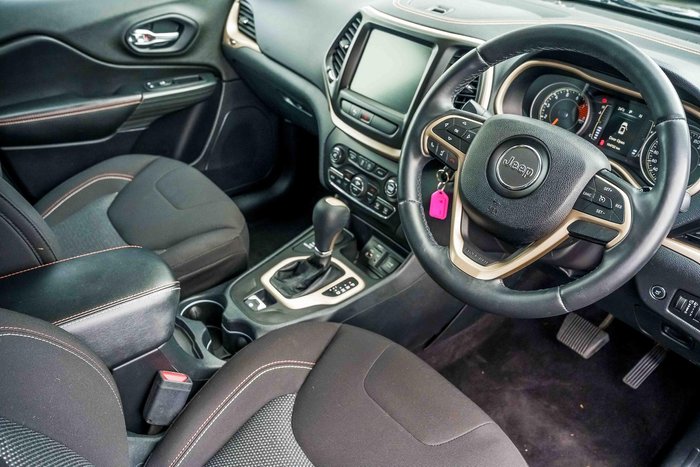 2016 Jeep Cherokee 75th Anniversary