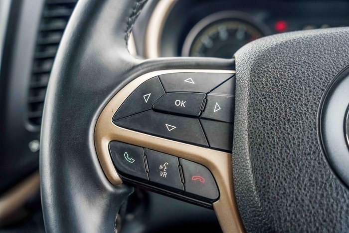 2016 Jeep Cherokee 75th Anniversary