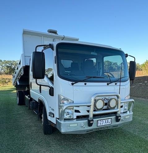 2017 Isuzu Npr Twin Crew Cab