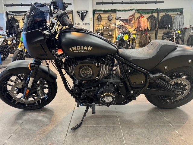 2023 Indian 2023 Indian 1900CC Sport Chief BLACK SMOKE