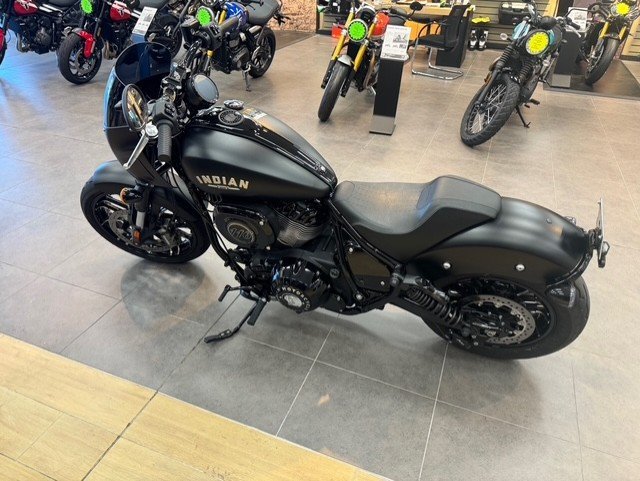2023 Indian 2023 Indian 1900CC Sport Chief BLACK SMOKE