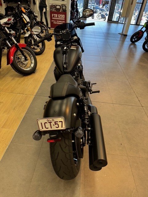 2023 Indian 2023 Indian 1900CC Sport Chief BLACK SMOKE