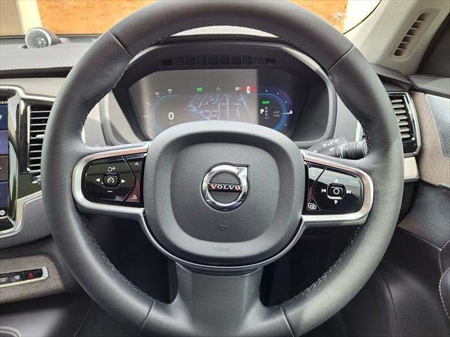 2023 Volvo XC90 Recharge Ultimate T8 Plug-In Hybrid