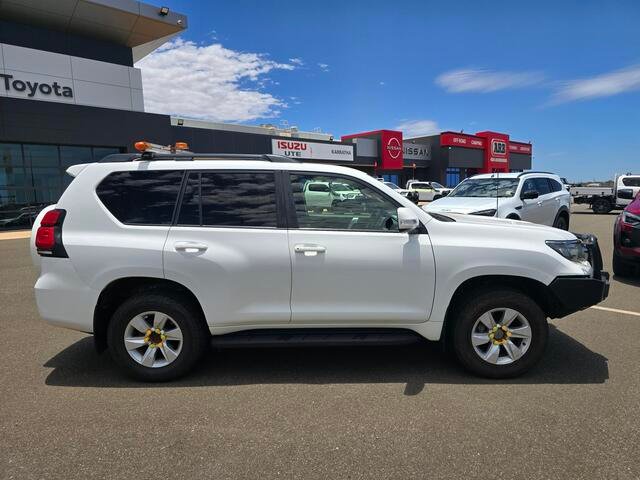 2021 Toyota Prado DSL WGN AT GXL Glacier White