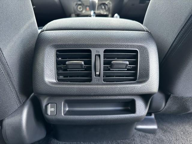 2025 Nissan Navara ST