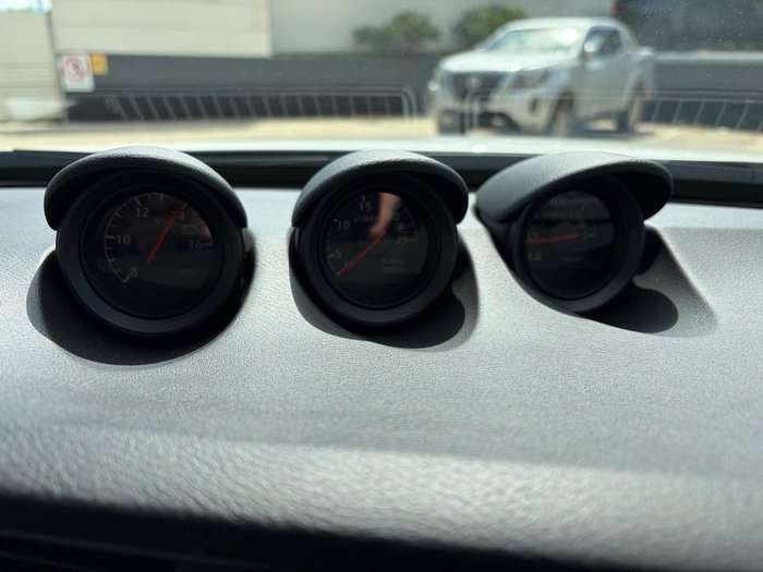 2025 Nissan Z Z34 MY25 Ivory Pearl with Super Black Roof