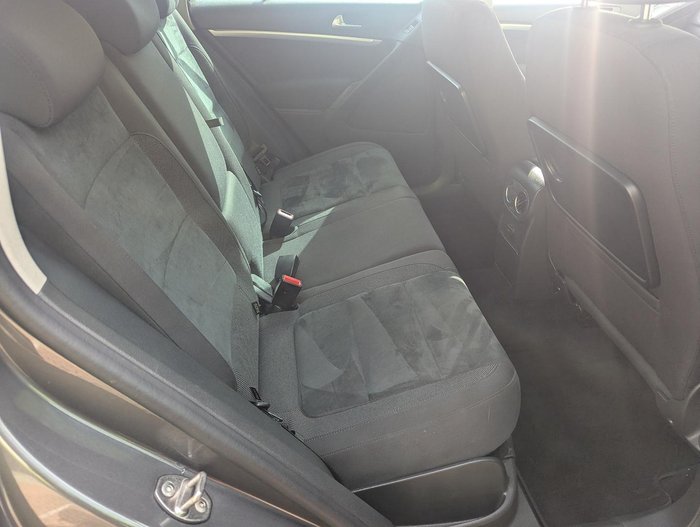 2016 Volkswagen Tiguan 132TSI 5N MY16 Four Wheel Drive Pepper Grey