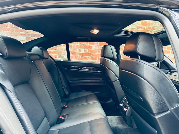 2012 BMW 7 Series 730d F01 MY12.5 Black