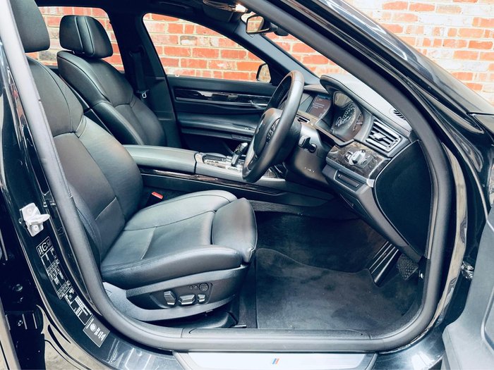 2012 BMW 7 Series 730d F01 MY12.5 Black