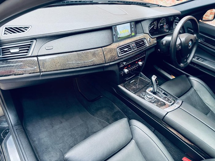 2012 BMW 7 Series 730d F01 MY12.5 Black