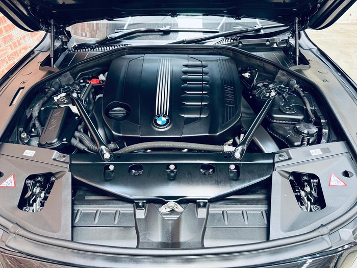 2012 BMW 7 Series 730d F01 MY12.5 Black