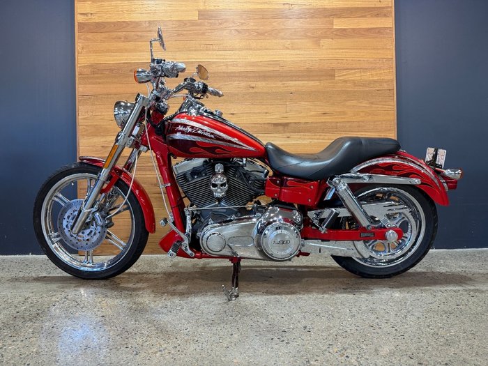 2008 Harley-davidson FXDSE SCREAMIN' EAGLE DYNA Red