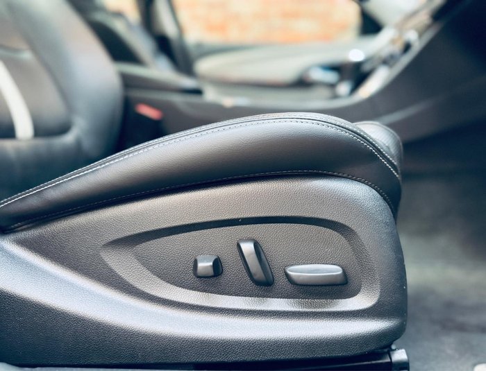 2013 Holden Calais V VF MY14 Nitrate