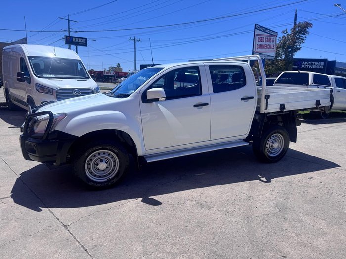 2018 Isuzu D-MAX SX MY17 4X4 Dual Range Splash White