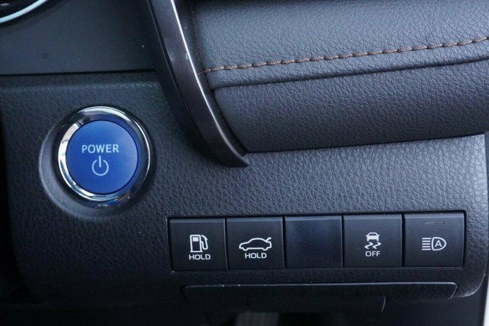 2019 Toyota Camry SL