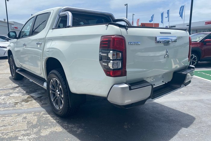 2021 Mitsubishi Triton GLS
