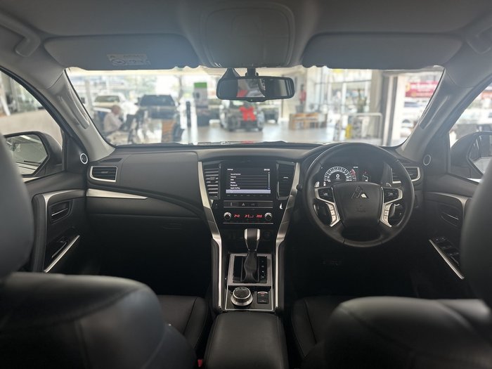 2022 Mitsubishi Pajero Sport GSR