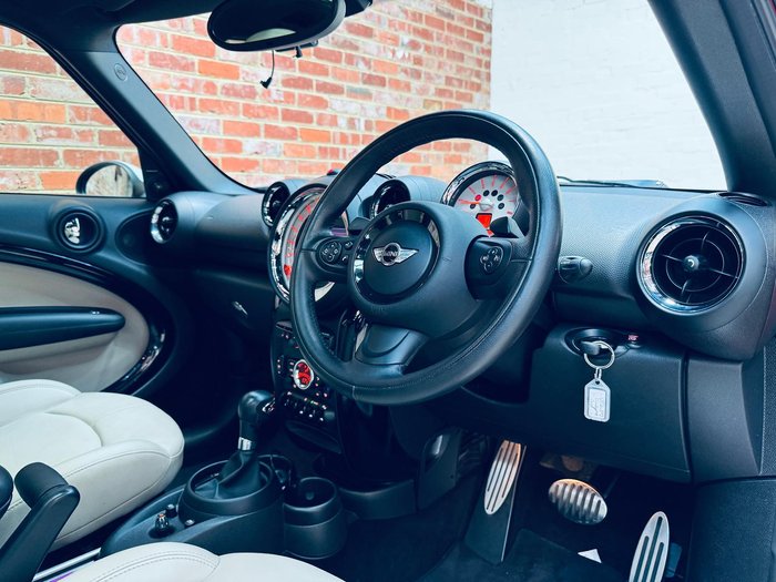 2013 MINI Countryman Cooper S R60 Red