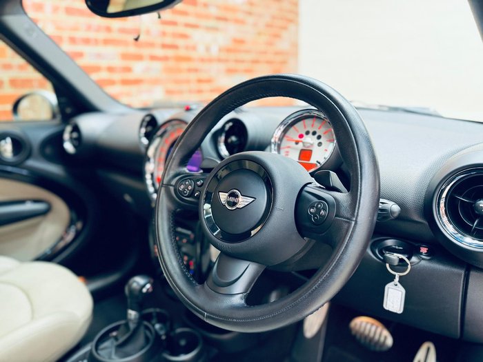 2013 MINI Countryman Cooper S R60 Red