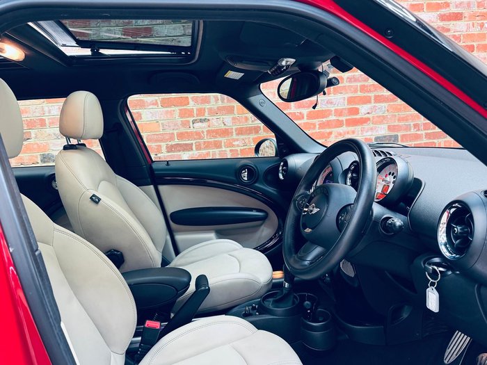 2013 MINI Countryman Cooper S R60 Red