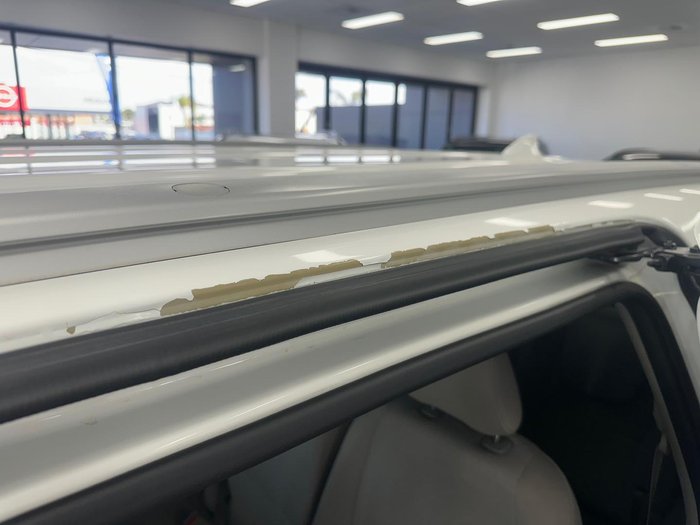 2018 Kia Carnival S YP MY19 Clear White