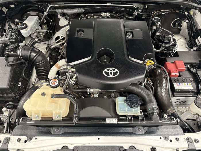 2023 Toyota Hilux Rogue