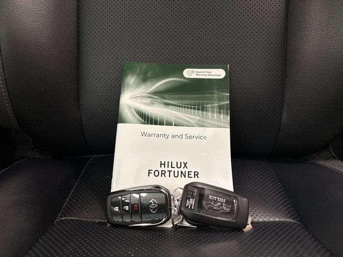 2023 Toyota Hilux Rogue