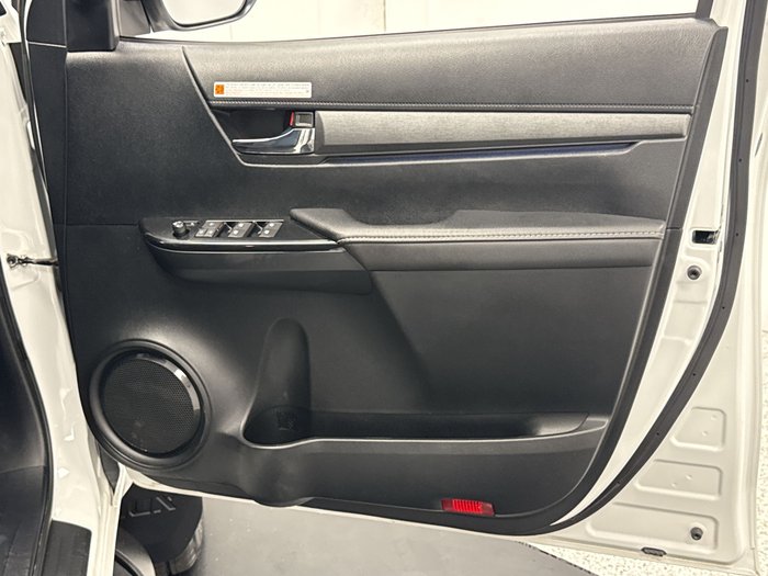 2023 Toyota Hilux Rogue