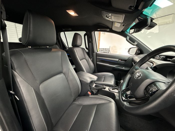 2023 Toyota Hilux Rogue