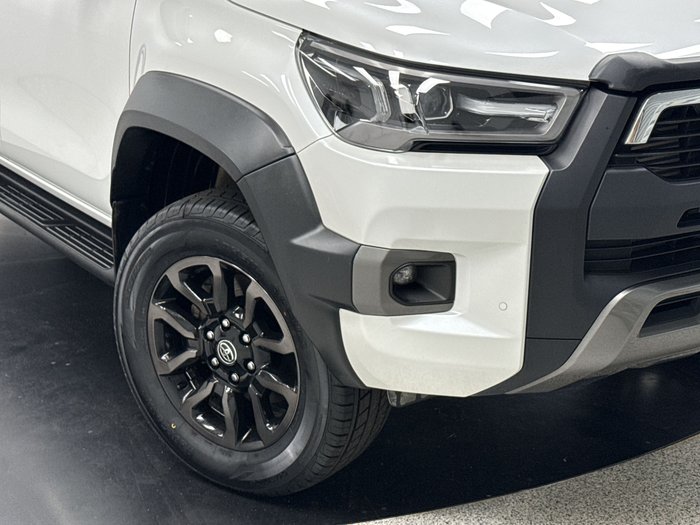 2023 Toyota Hilux Rogue