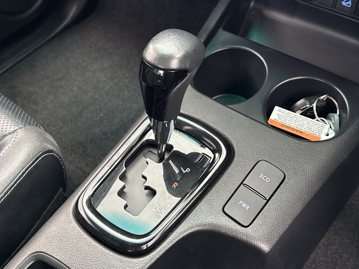 2023 Toyota Hilux Rogue