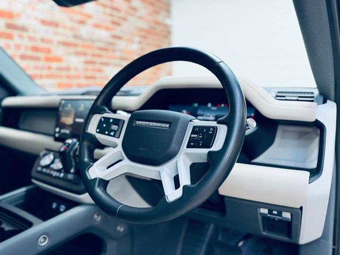 2021 Land Rover Defender 90 P300 S L663 MY22 AWD Pangea Green