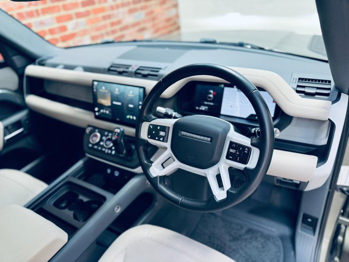 2021 Land Rover Defender 90 P300 S L663 MY22 AWD Pangea Green