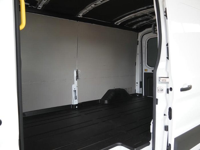 2023 Ford E-Transit 420L