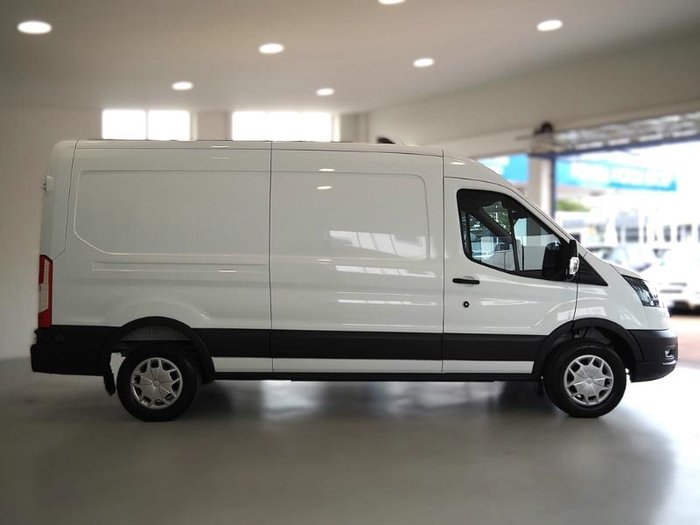 2023 Ford E-Transit 420L