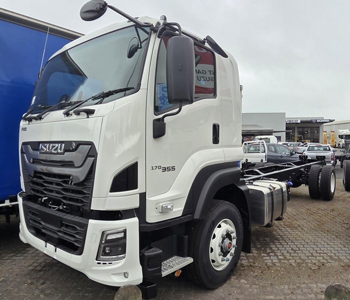 2025 Isuzu F Series