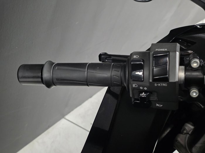 2012 Kawasaki ZX-10R (ABS) Black