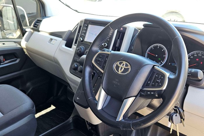 2019 Toyota Hiace Commuter