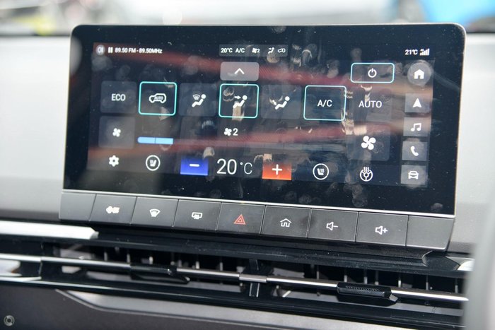 2024 MG MG4 Essence 64 MEH32 MY24 Volcano Orange