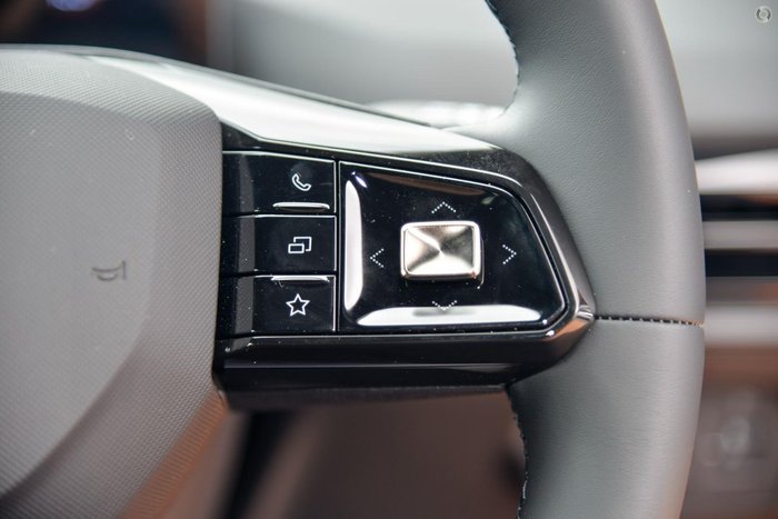 2024 MG MG4 Essence 64 MEH32 MY24 Volcano Orange