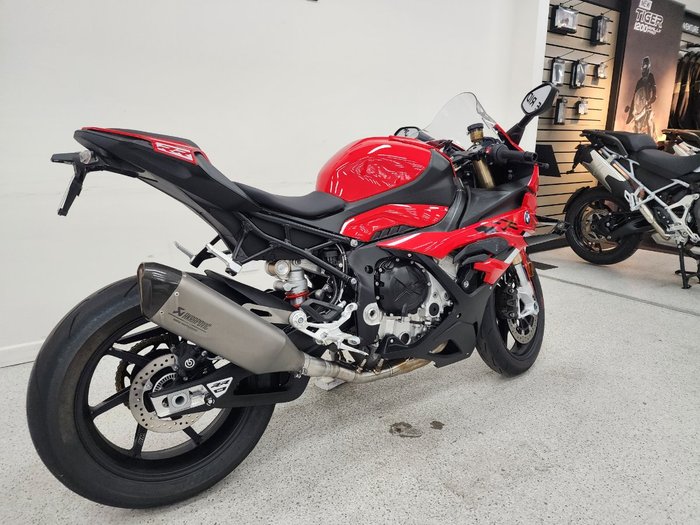 2024 BMW Motorrad S 1000 RR RACE Red