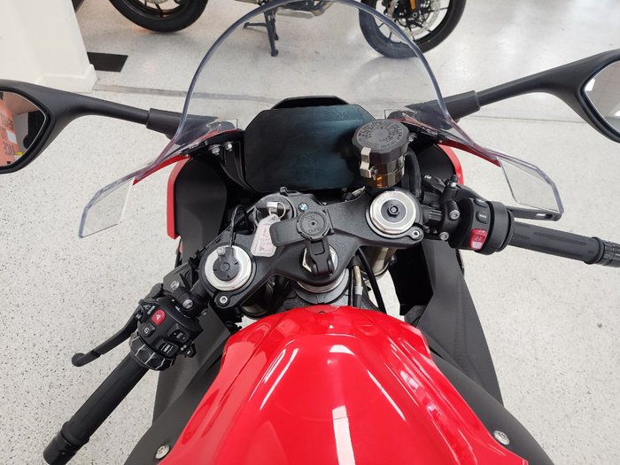 2024 BMW Motorrad S 1000 RR RACE Red