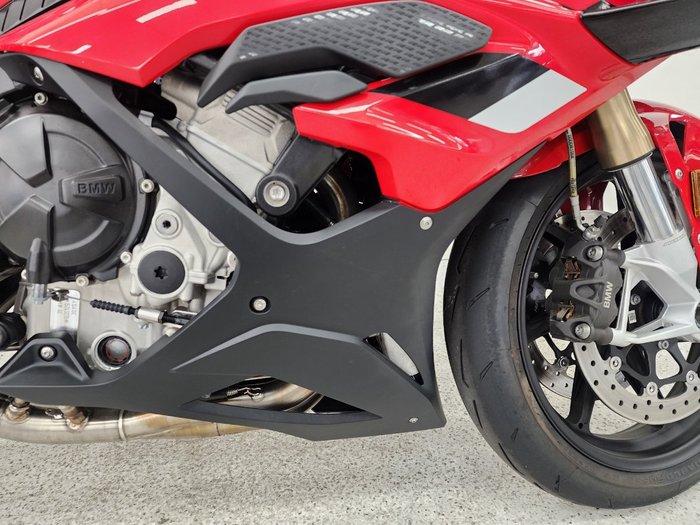 2024 BMW Motorrad S 1000 RR RACE Red