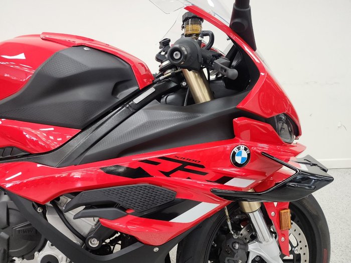 2024 BMW Motorrad S 1000 RR RACE Red
