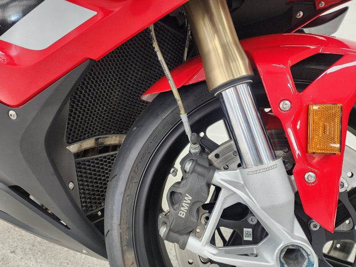 2024 BMW Motorrad S 1000 RR RACE Red
