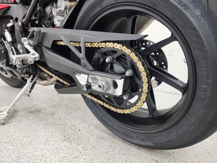 2024 BMW Motorrad S 1000 RR RACE Red