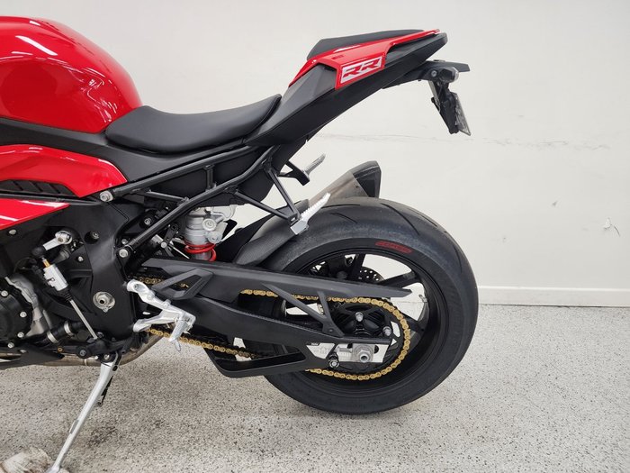 2024 BMW Motorrad S 1000 RR RACE Red