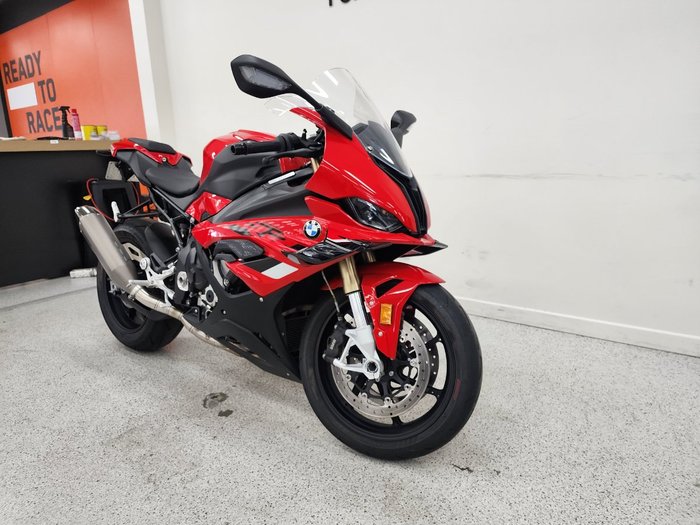 2024 BMW Motorrad S 1000 RR RACE Red