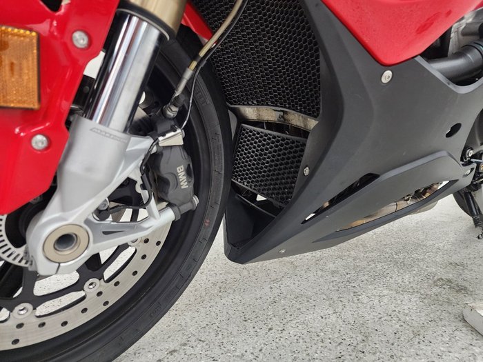 2024 BMW Motorrad S 1000 RR RACE Red