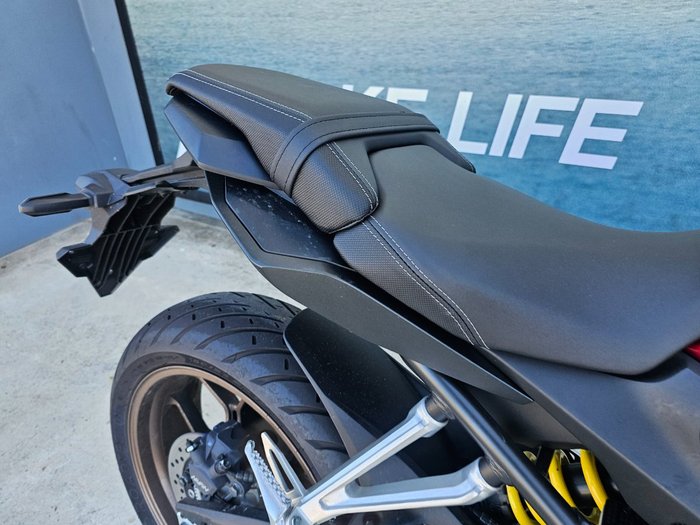 2019 Honda CB650R Red